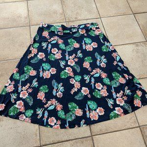 SWING SKIRT SIZE 3X WESTPORT NAVY FLORAL PARROTS